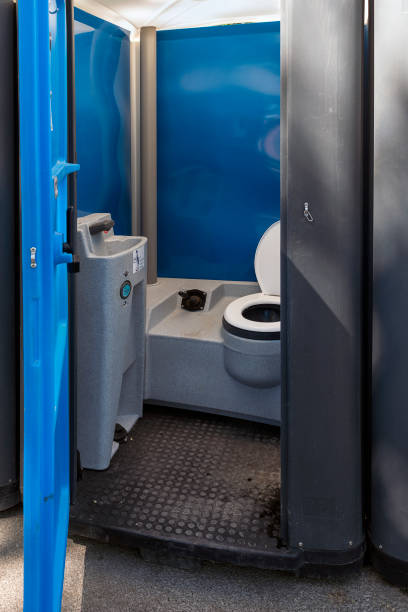 Affordable portable toilet rental in Boonville, IN
